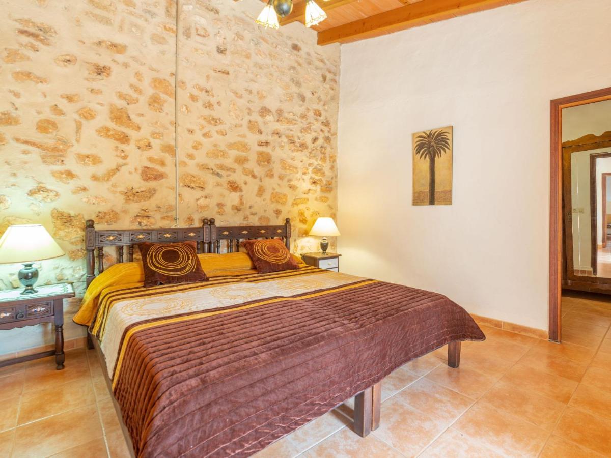 Vakantiehuis Felip - Lom120 By Interhome